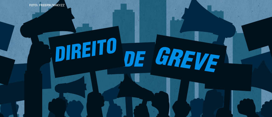 Silhueta de multidão em protesto, com cartazes e megafones, 3 cartazes em sequência trazem o texto "Direito de Greve"