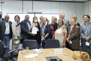 Foto da reunião das lideranças sindicais dirigentes da Confederação dos Servidores Públicos do Brasil – CSPB junto ao governo de transição.