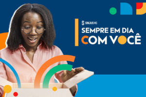 Imagem Acessível: As imagens do carrossel do Mês do Servidor, promovido pelo SINJUS-MG, convida os filiados a participarem de um sorteio especial com prêmios variados e atrativos. Entre os brindes estão kits de confraternização, vitrola com USB e Bluetooth, assinatura anual do Clube Wine, kit café gourmet, mini projetor portátil, convites para a festa de fim de ano, reembolso para piquenique em família, Kindle, vale hospedagem, além de assinaturas culturais. Com inscrições abertas até 27/10, a campanha reforça a valorização dos servidores e o espírito de celebração da categoria.