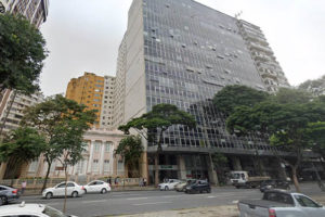 magem Acessível: Vista do edifício localizado na avenida Afonso Pena 1500.