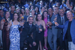 Diretoria Colegiada do SINJUS-MG brinda junto dos filiados na Festa de Fim de Ano do Sindicato, o clima é festivo e alegre.