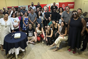 Participantes do Encontro de Comunicação da Fenajud posam para foto