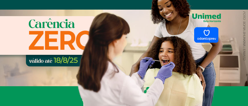 Imagem Acessível: Em destaque, está escrito "Carência ZERO", com o aviso "válido até 18/8/25". Abaixo, uma dentista atende uma criança sorridente, enquanto sua mãe observa com alegria. A campanha é do SINJUS-MG, em parceria com a Unimed Odonto e a Odontoprev. Há orientações para contratar os planos até 18 de agosto de 2025 sem período de carência. Informações de contato estão disponíveis no rodapé.