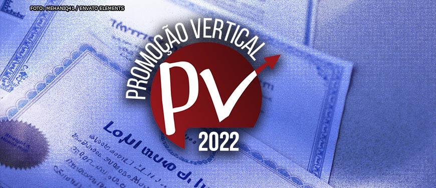 Conjunto de certificados em uma mesa com filtro azul, sobre eles está um selo da Promoção Vertical 2022.