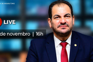 fundo azul com p presidente do Tribunal de Justiça de Minas Gerais, desembargador Gilson Lemes. Conteúdo textual: Live. 24 de novembro. Às 16 horas.