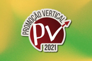 logotipo da PV 2021 sobre um fundo abstrato e granulado nas cores ocre e verde em degradê.